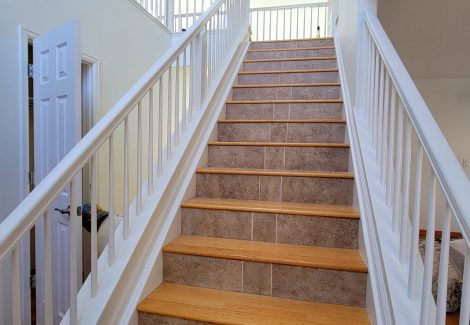 Stairway & Living Room Repaint