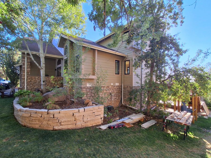 side view of house and yard Preview Image 3