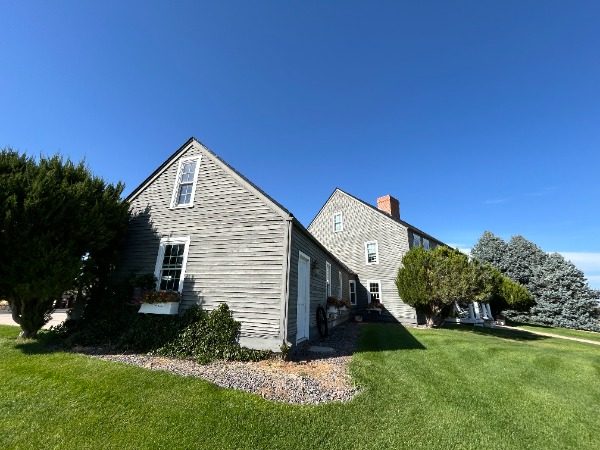 side view of house with grey siding Preview Image 10