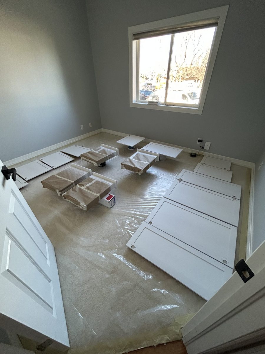 bedroom with cabinet doors and drawers on floor Preview Image 8