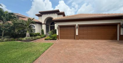 Exterior Estate Painting in Lake Worth