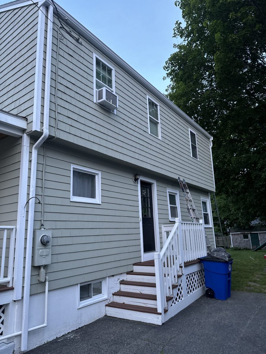 Exterior Painters in Beverly Preview Image 2