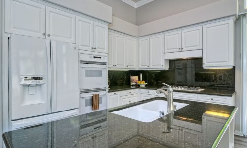 Kitchen Cabinet Painters in Carlsbad