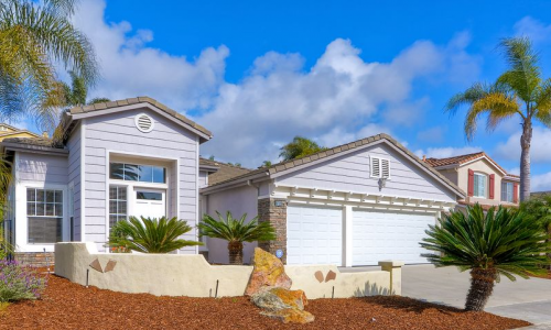 one story trim and siding painting