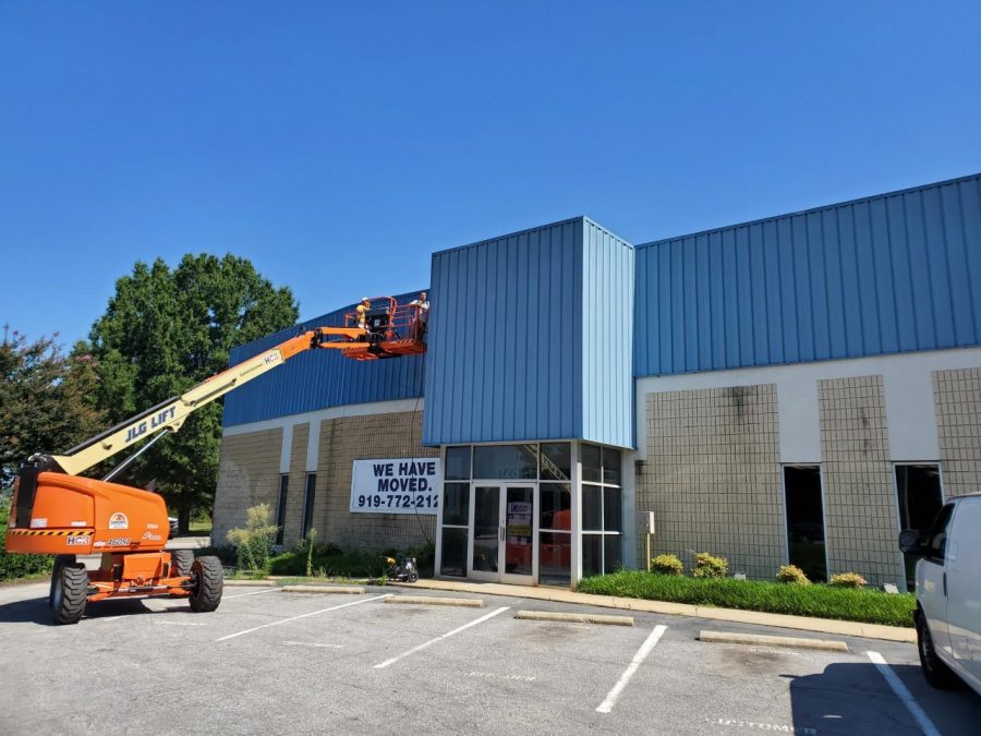 Crew Prepping Exterior Preview Image 5