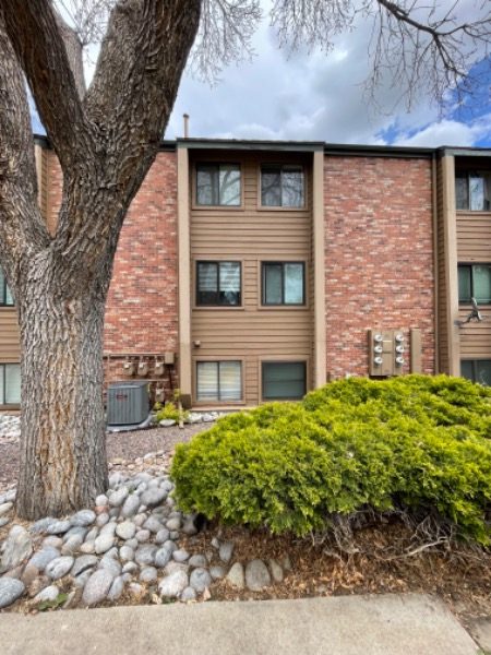 damaged siding on condo exterior Preview Image 11