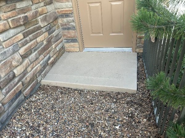 concrete pad outside home entryway Preview Image 8