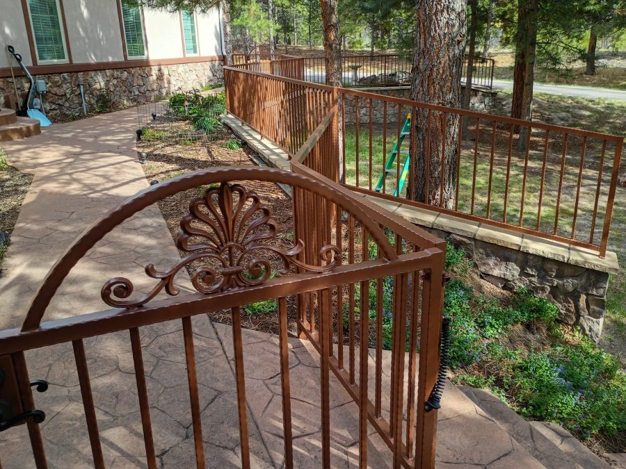 painted wrought iron fence Preview Image 2
