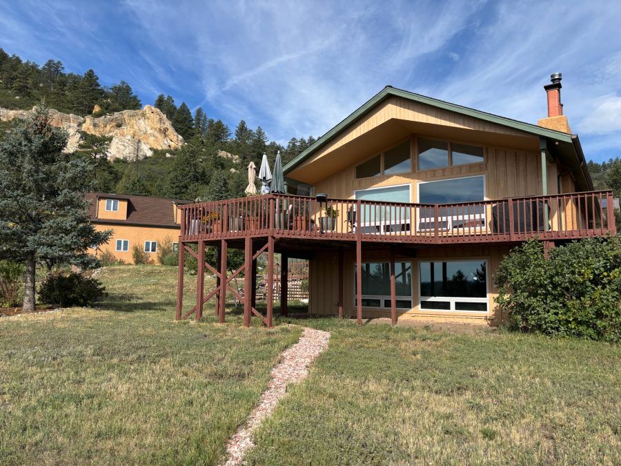 painted exterior of house with wood siding Preview Image 1