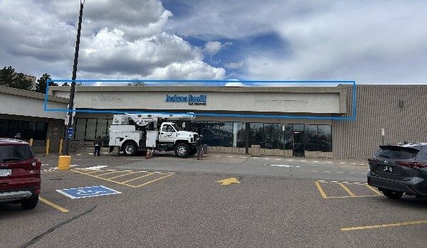 soffit above store entrance Preview Image 1