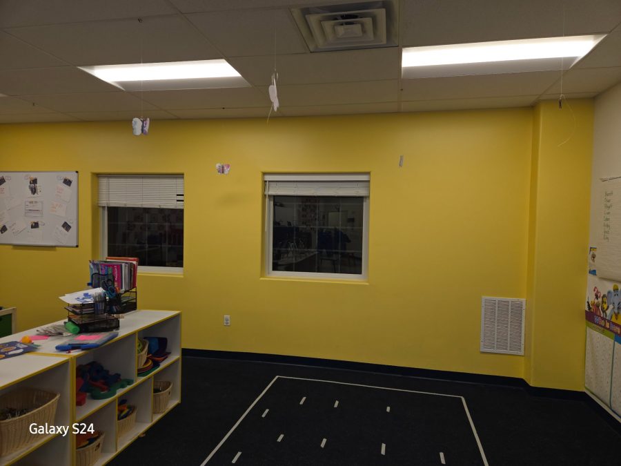 classroom with yellow wall Preview Image 4