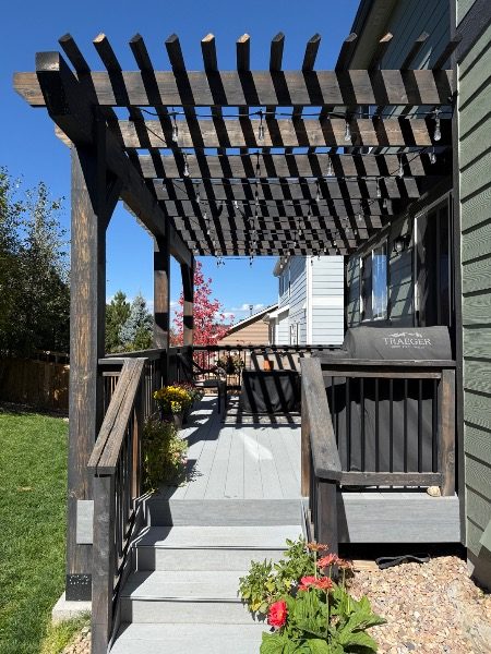 wooden pergola with worn stain Preview Image 4