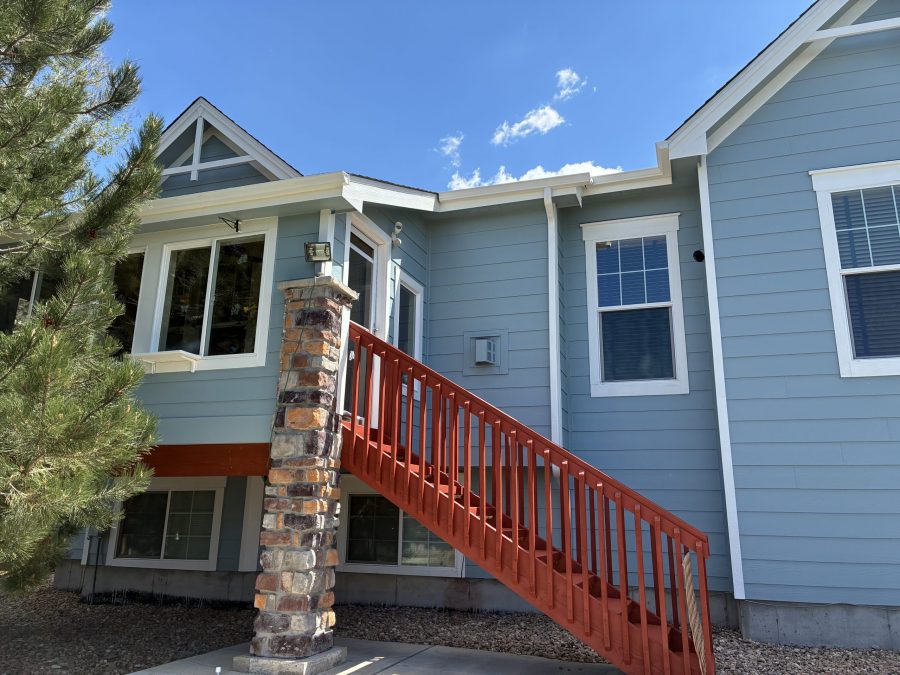 complete exterior paint job - side of house Preview Image 2