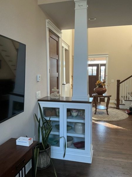 foyer inside home Preview Image 4