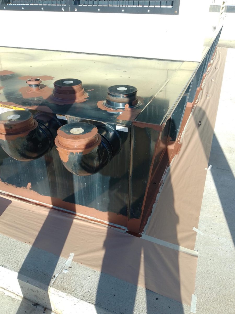 rusted metal generator and fulel tank Preview Image 4