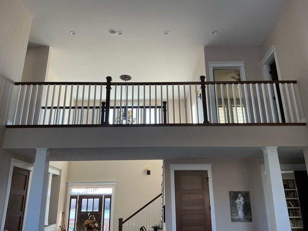 home foyer with catwalk Preview Image 6