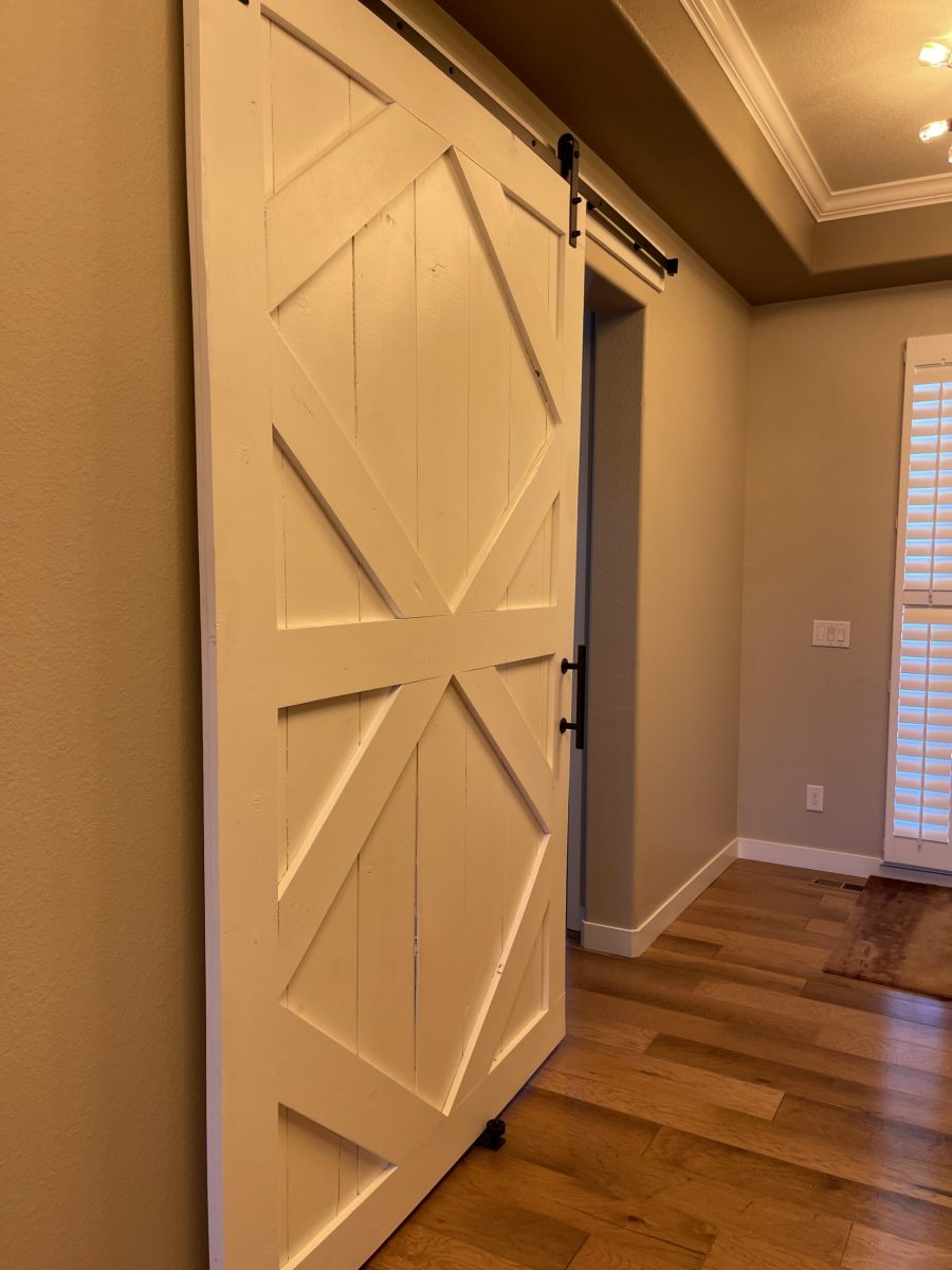 barn-style sliding door Preview Image 1