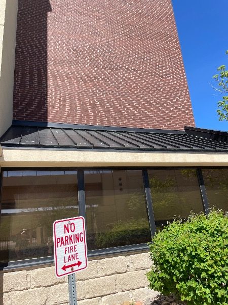 brick commercial building Preview Image 4