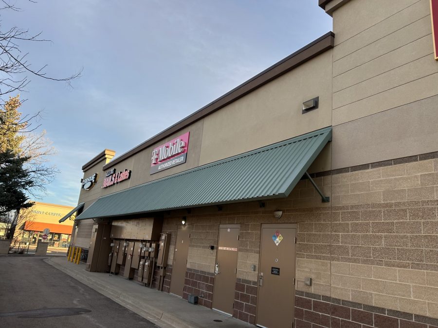 retail location with painted eifs Preview Image 1