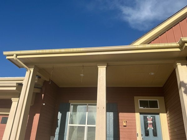 front porch of house Preview Image 4