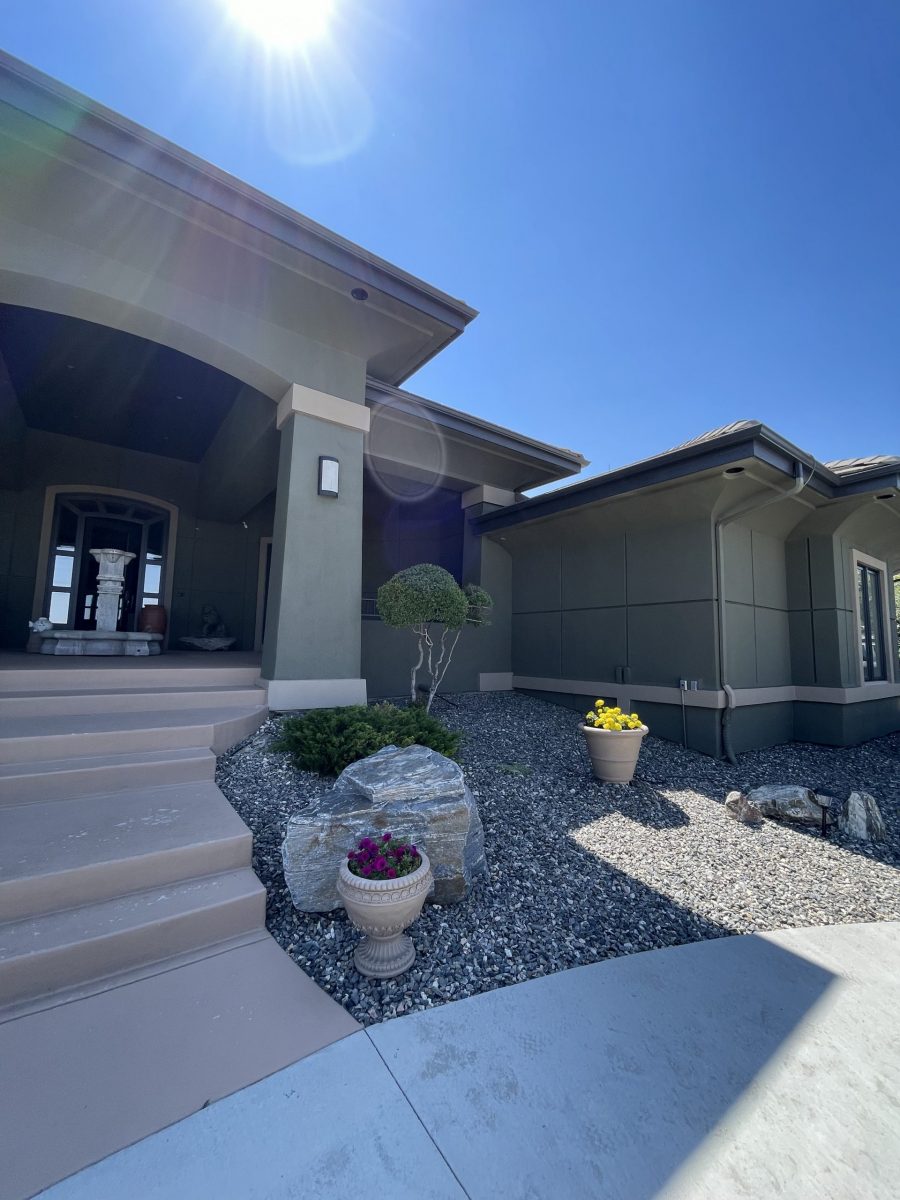 painted stucco home exterior Preview Image 4