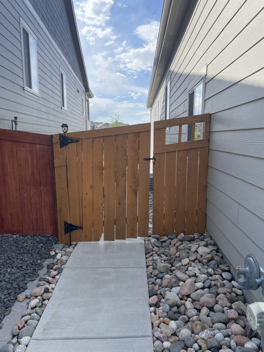 stained fence gate Preview Image 3