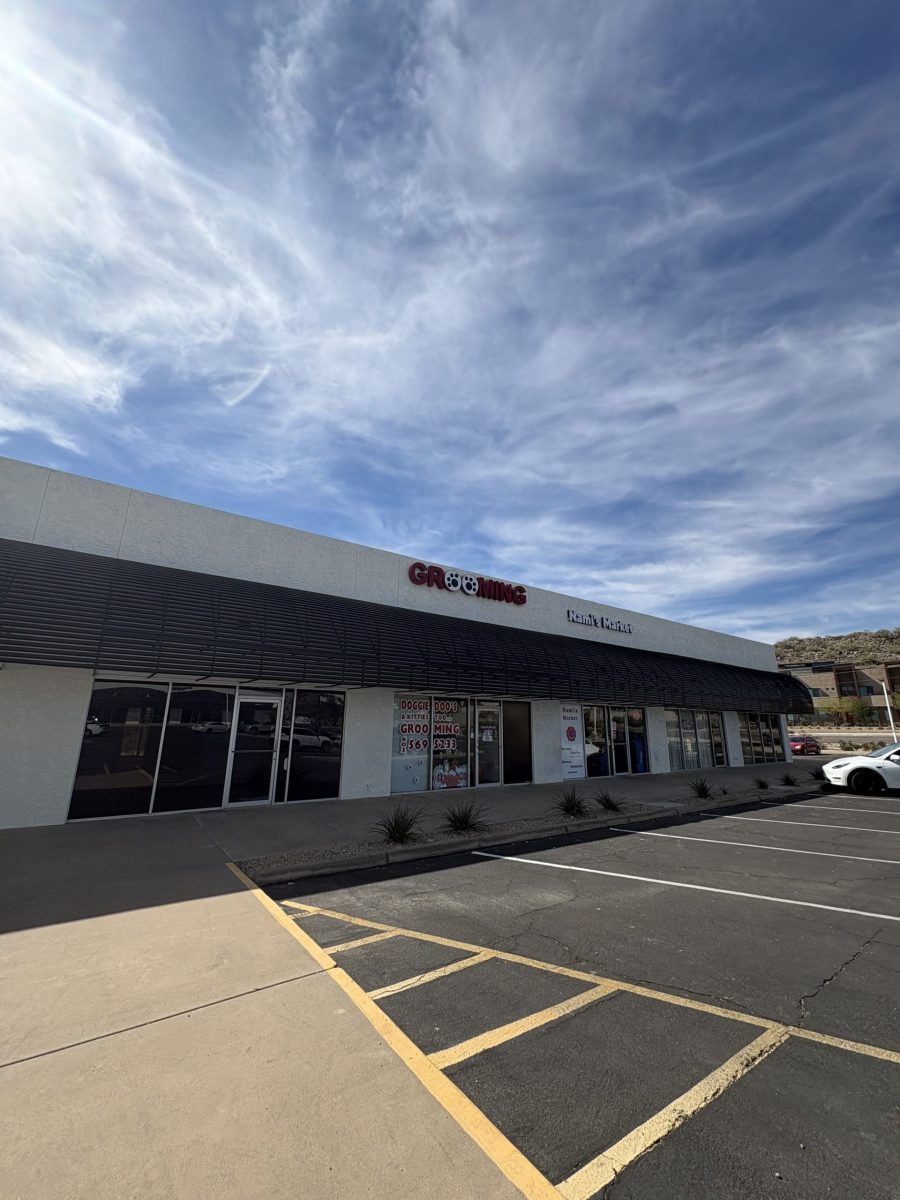 painted shopping plaza Preview Image 5