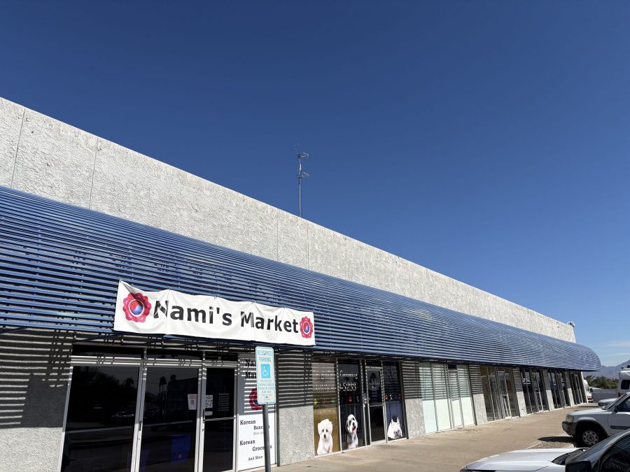 shopping center building before repaint Preview Image 4