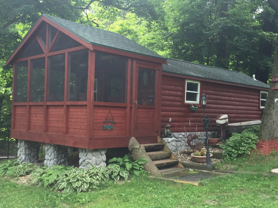 Exterior painting by CertaPro painters in Hiawatha, IA