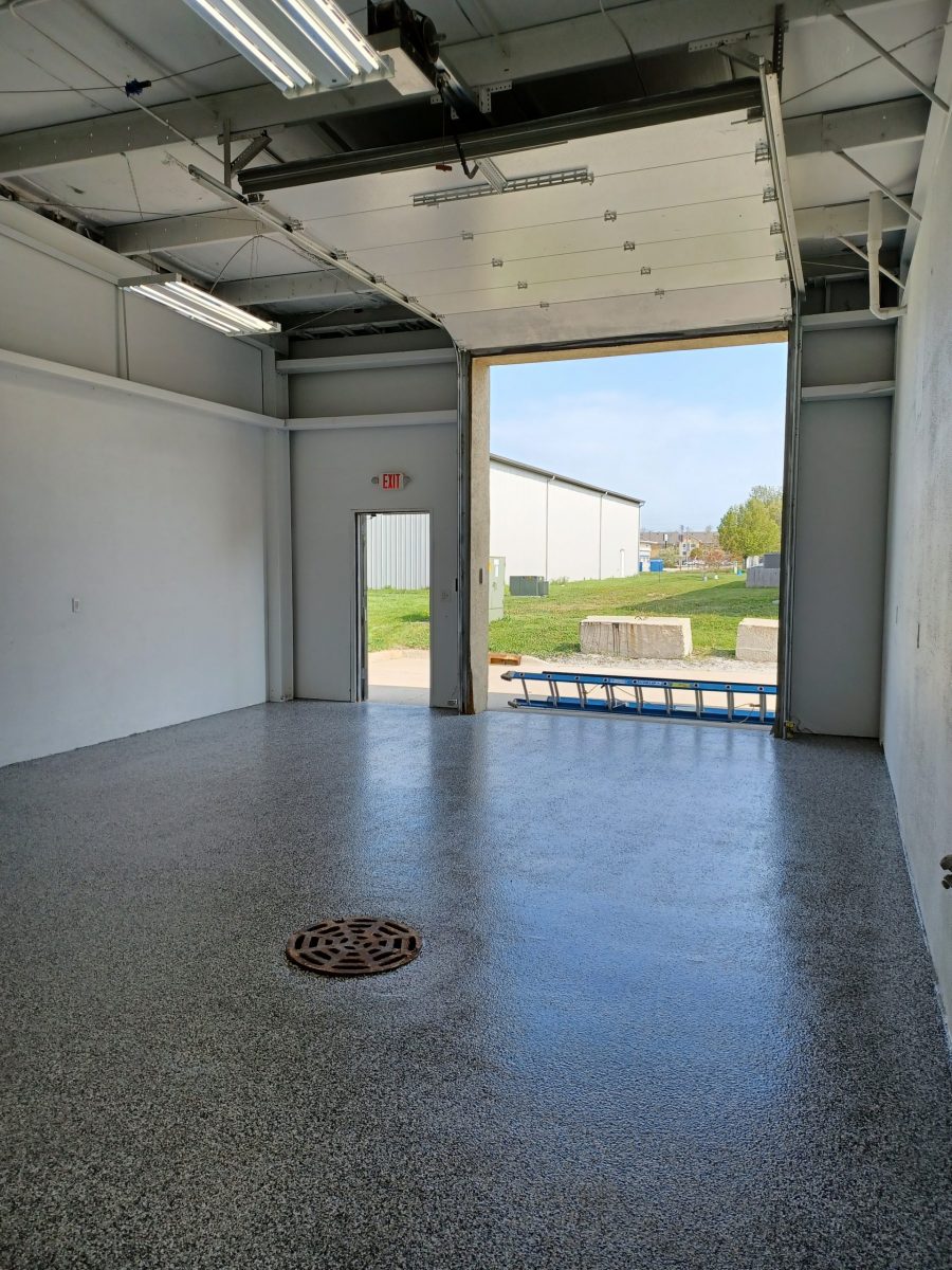 Bloomington Commercial Polyurea Floor Installation Preview Image 3