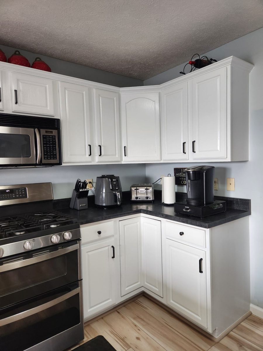 white cabinets Preview Image 1