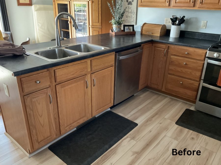 Oak Cabinets Preview Image 5