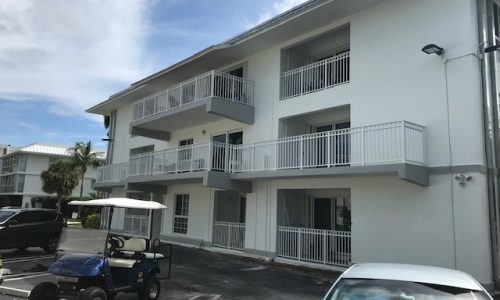 Key Islander Condominiums - Parking