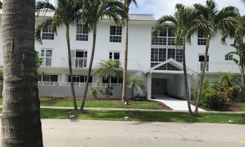 Key Islander Condominiums - Entrance