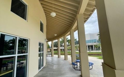 Exterior Corridor Commercial Painting