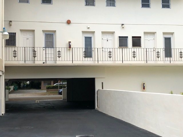 Gables Condominiums - Driveway Preview Image 4