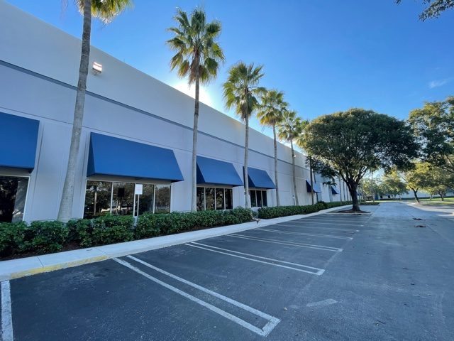 Repainted Awnings Preview Image 5