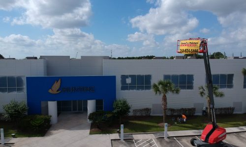 Hunting Innova - Front Entrance