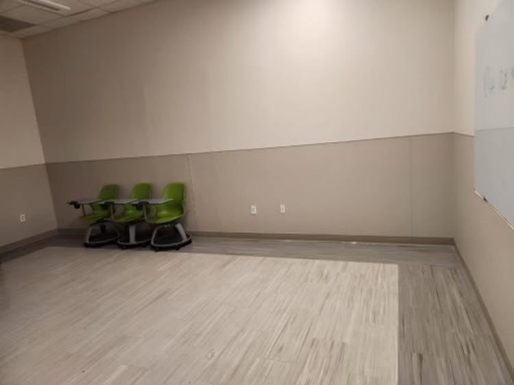 photo of repainted medical center in union city Preview Image 5