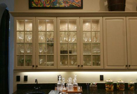 White Glass Kitchen Cabinetry