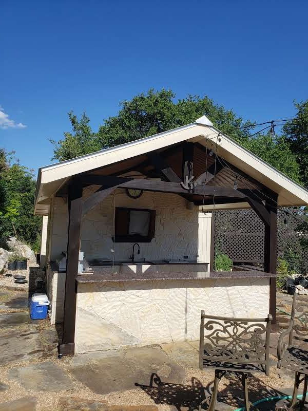 white painted outdoor kitchen Preview Image 1