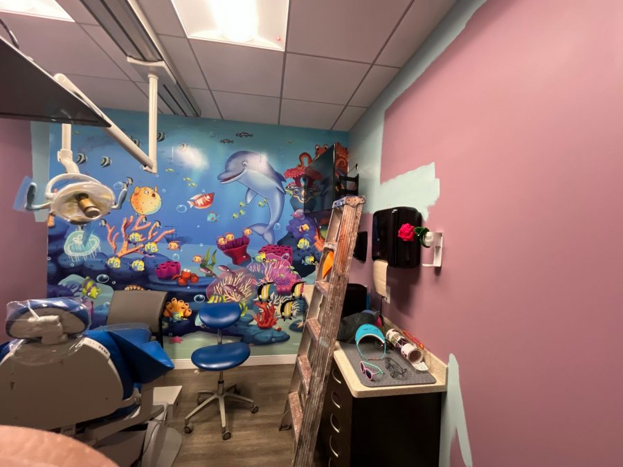 before painting dentist operatory Preview Image 2