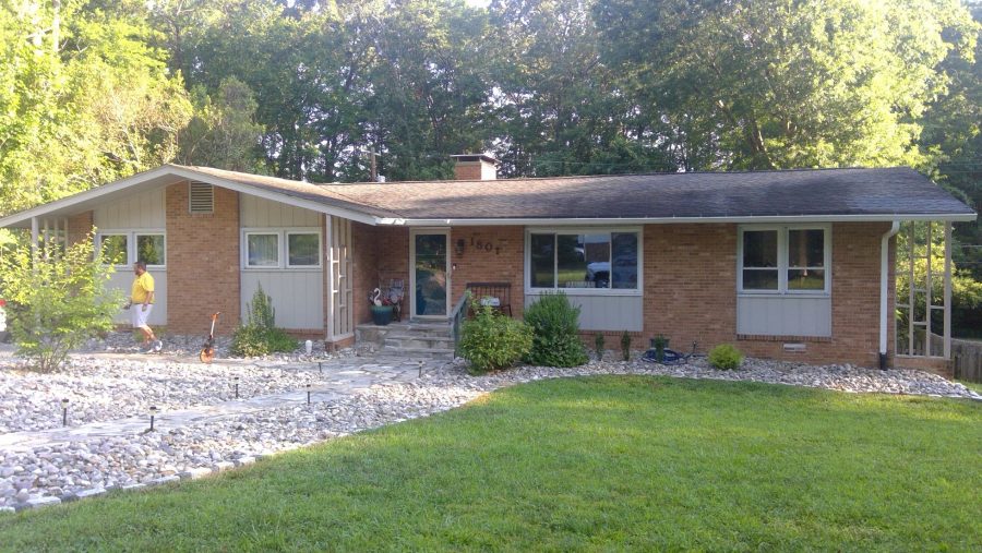 Before Front Exterior House Painting Preview Image 3