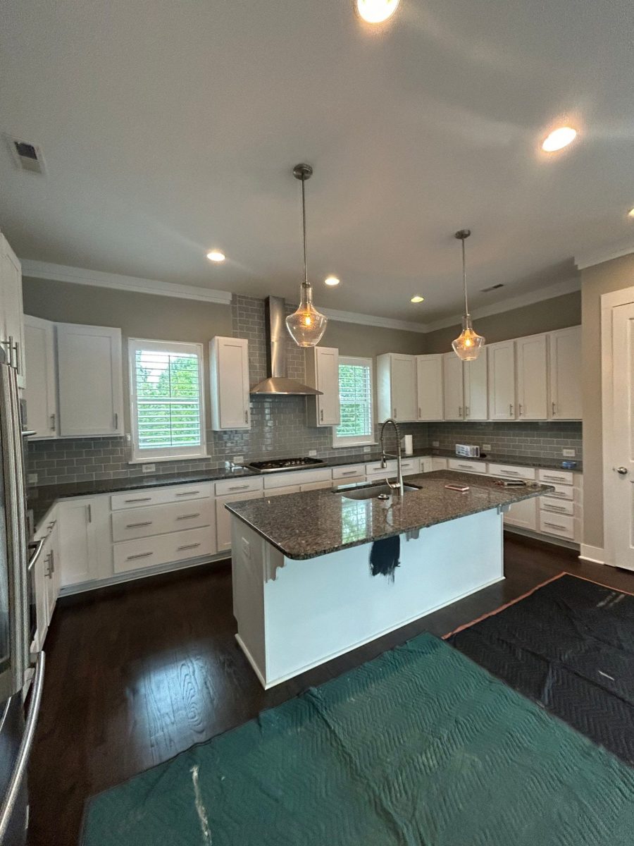 kitchen before repaint Preview Image 2