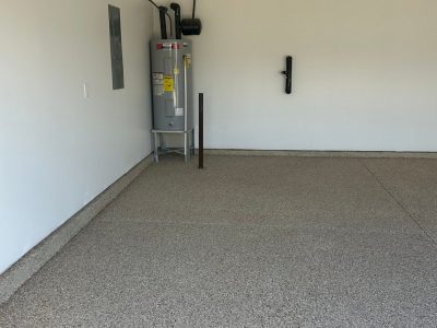 garage floor with polyaspartic coating