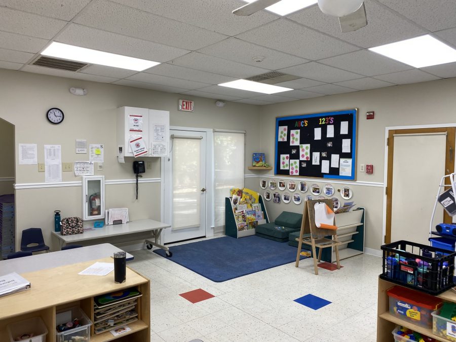 classroom interior Preview Image 20