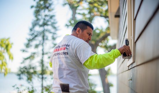 vinyl and aluminum siding