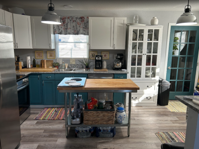 Kitchen Cabinet Painters in Chesapeake