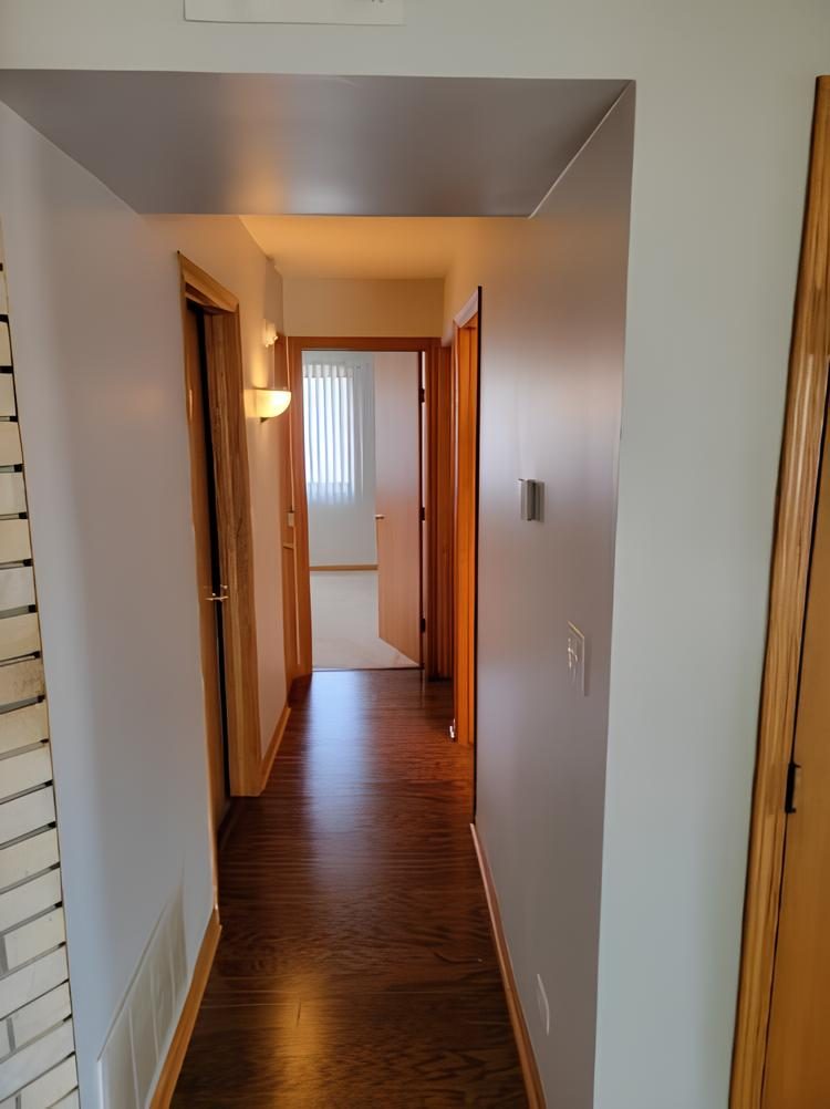 Hallway Preview Image 2