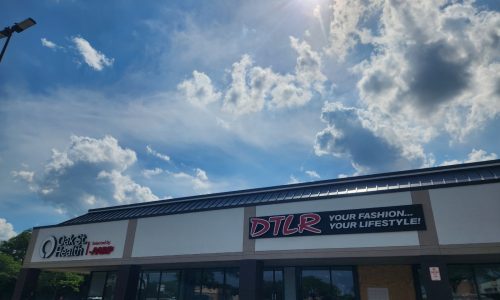 8 Supporting Columns Repainted